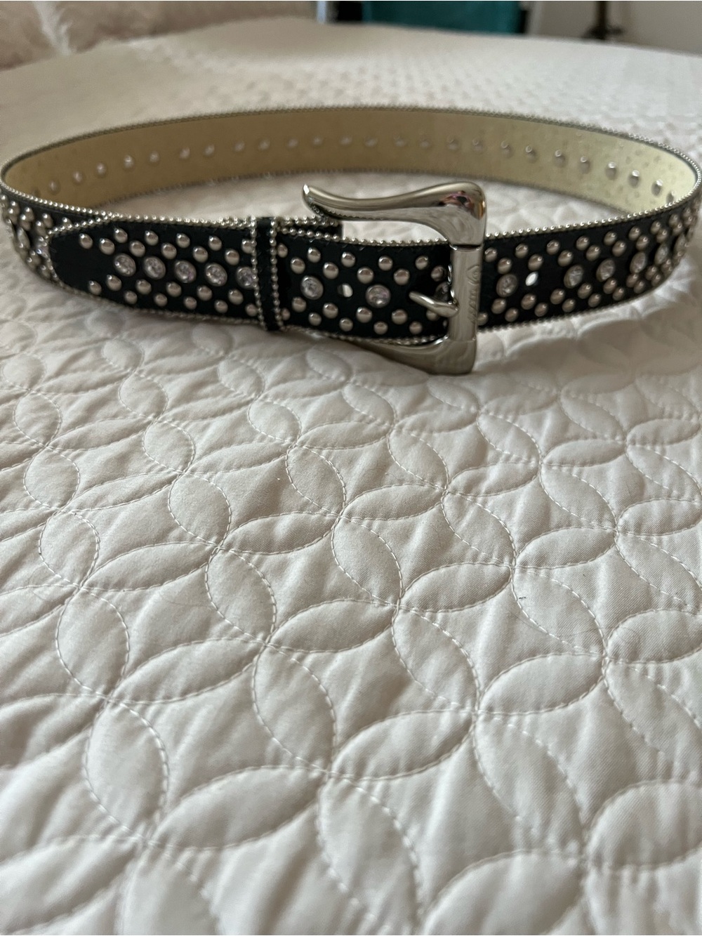 Black Studded Women’s Medium size Belt with Silver Hardware